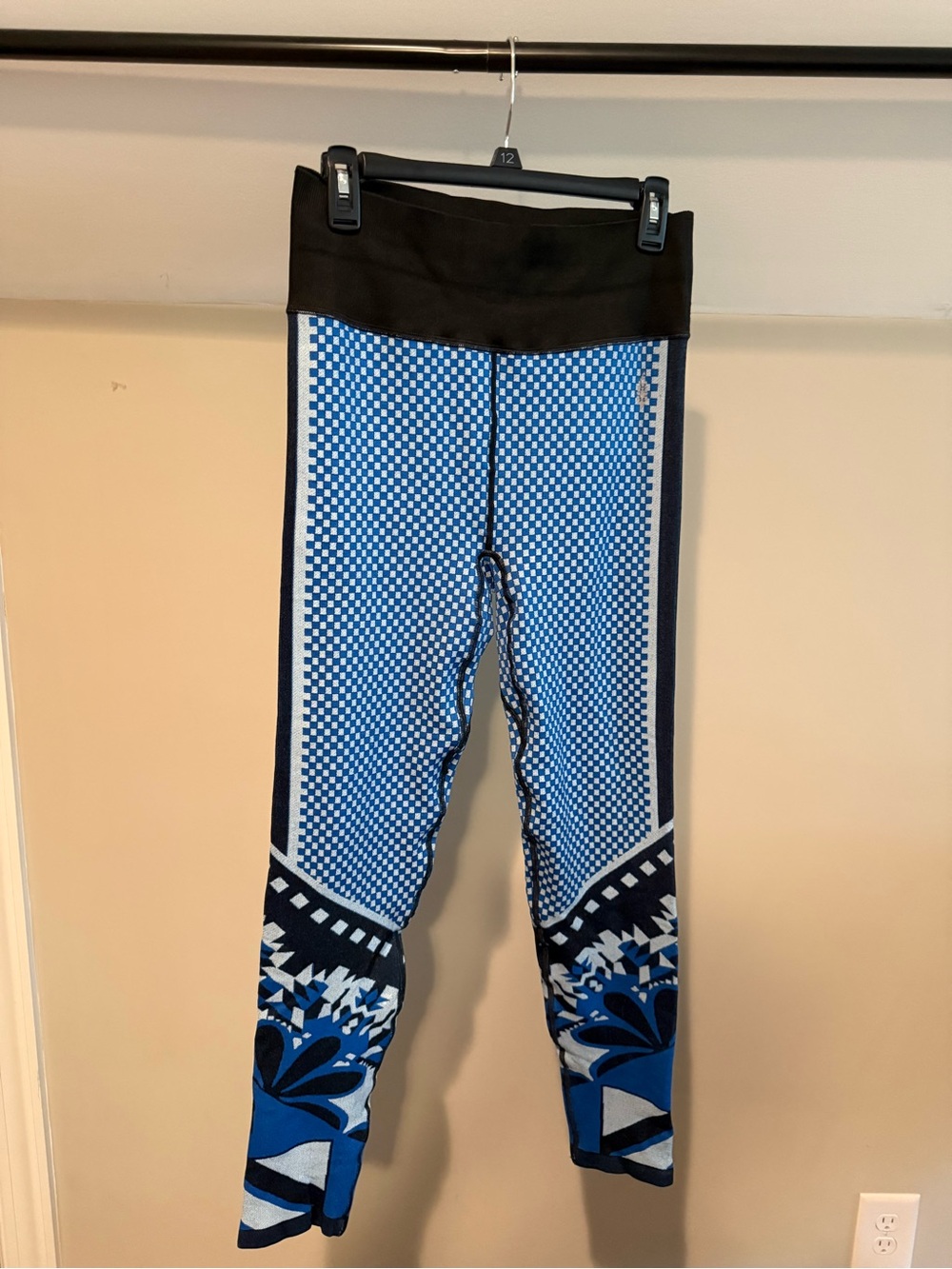 Free People Movement Blue Patterned Active Leggings- NWT